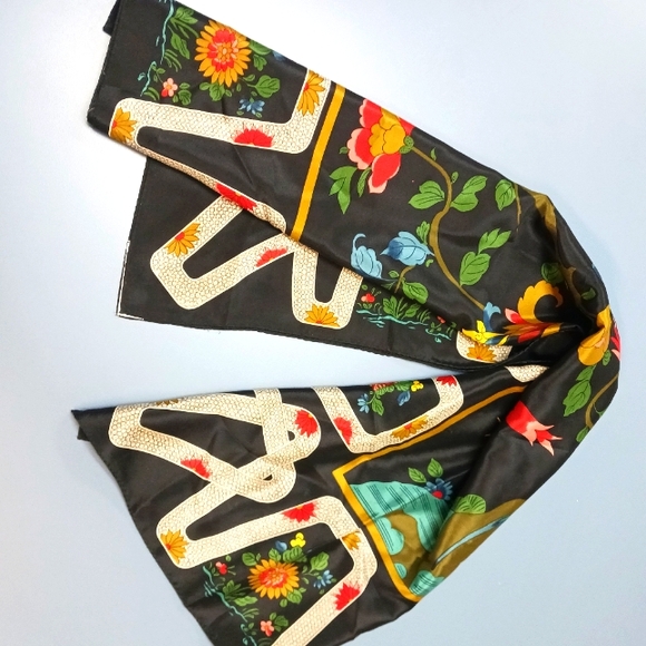 EUC 100% Silk Scarf - Picture 3 of 7